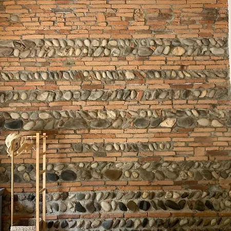 à La De De Lau 3* Noé