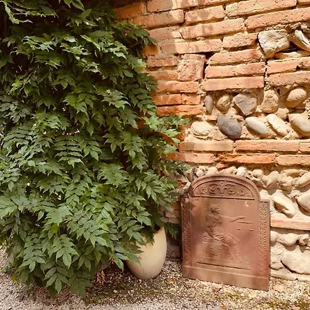 A La De De Lau 3* Noé