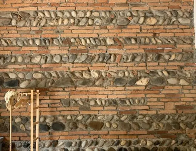 A La De De Lau 3* Noé